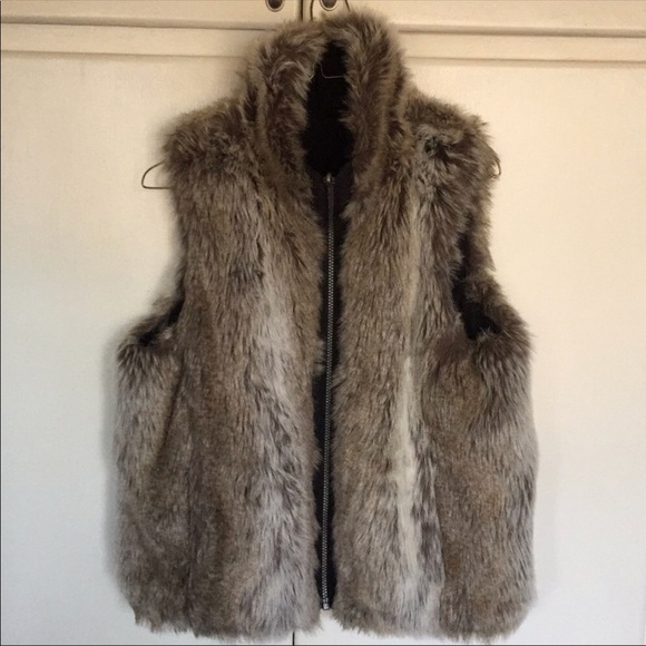 Weatherproof Jackets & Blazers - Weatherproof reversible faux fur/micro suede vest
